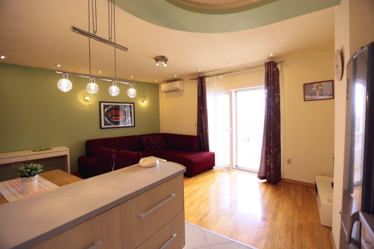 Apartman Vrsalovic Sumartin Buitenkant foto
